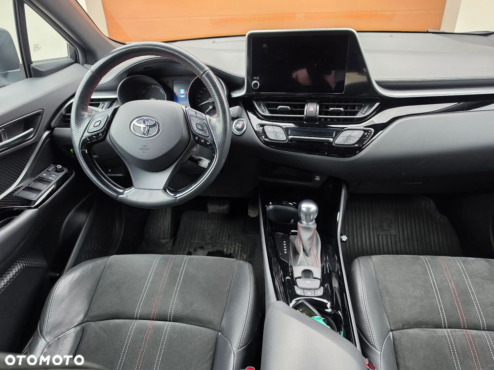 Toyota C-HR - 12