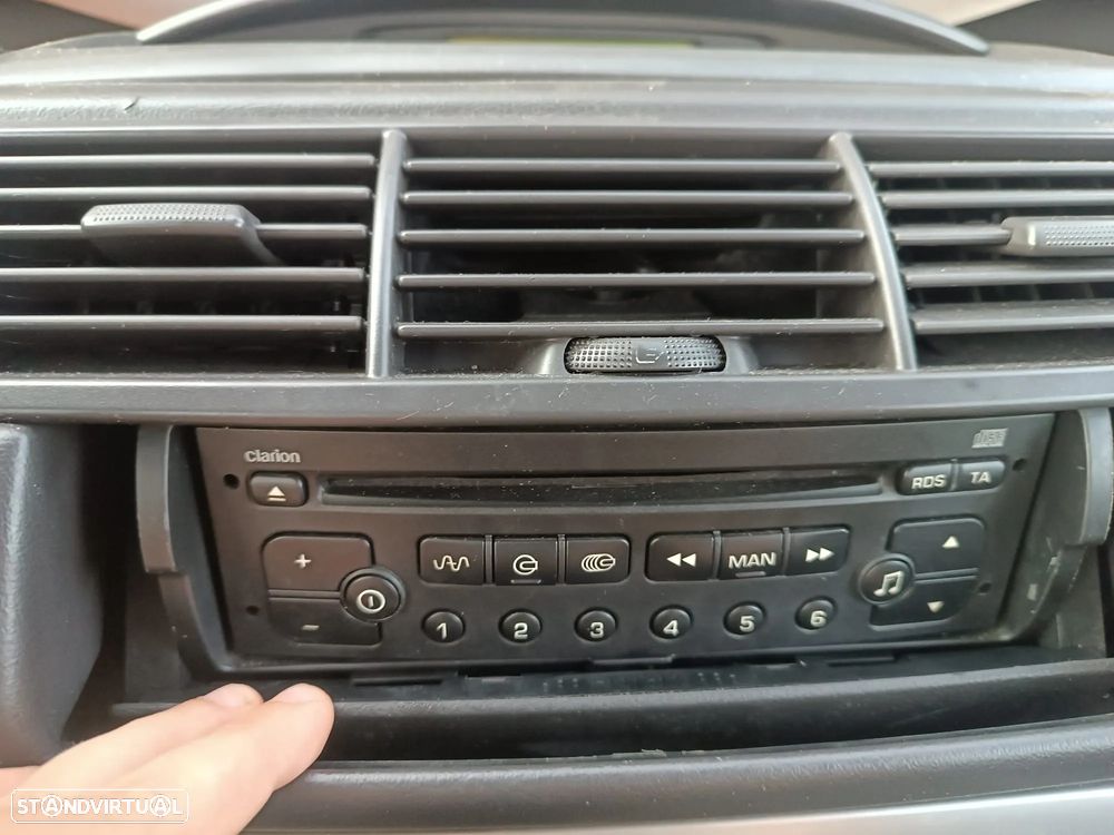 Peugeot 807 2.0 HDi - 21