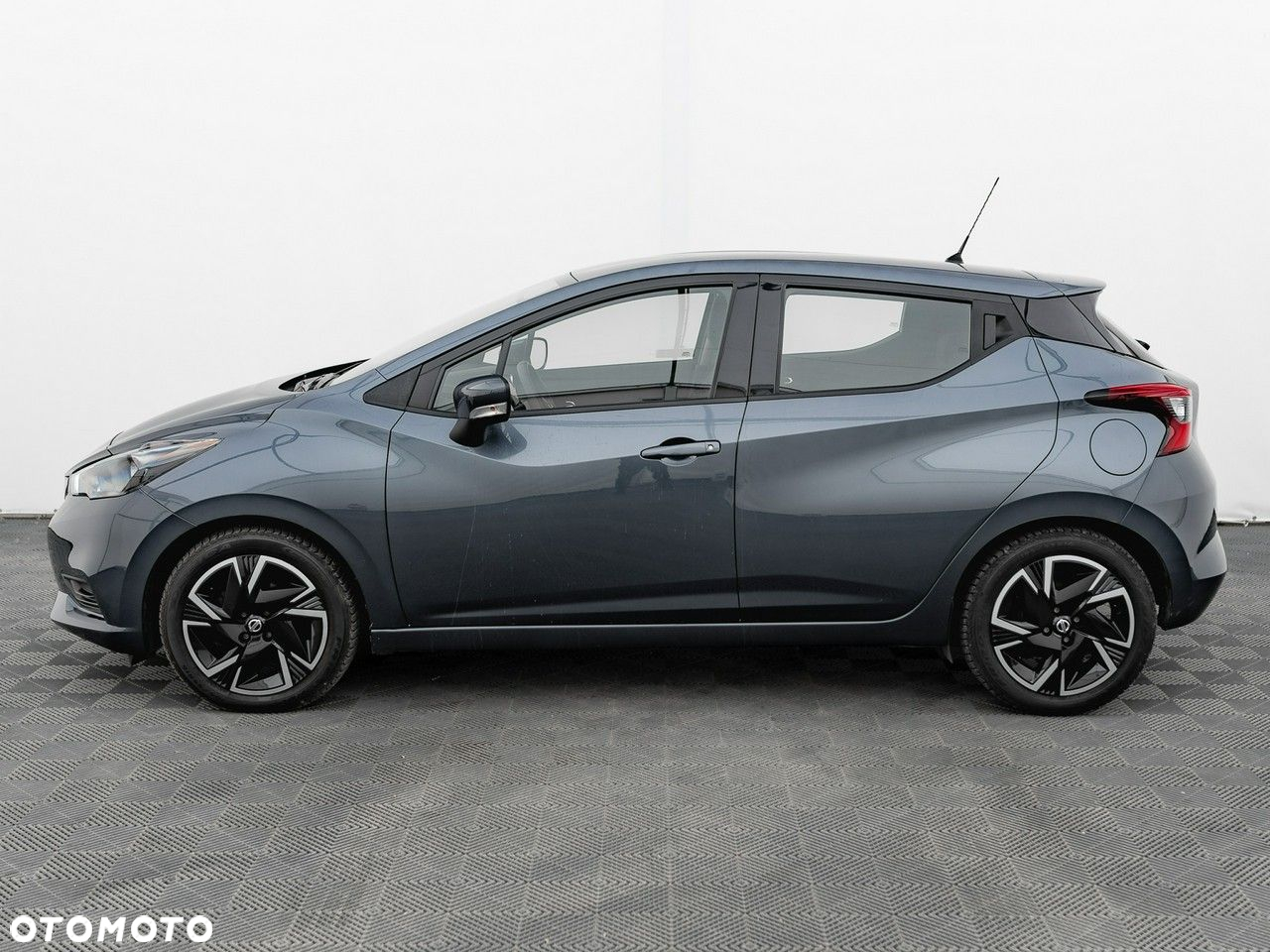 Nissan Micra 1.0 IG-T Acenta - 10