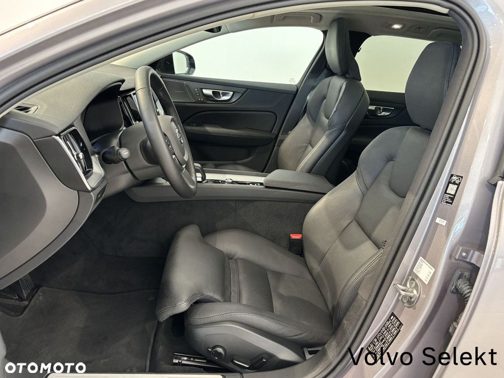 Volvo V60 - 25