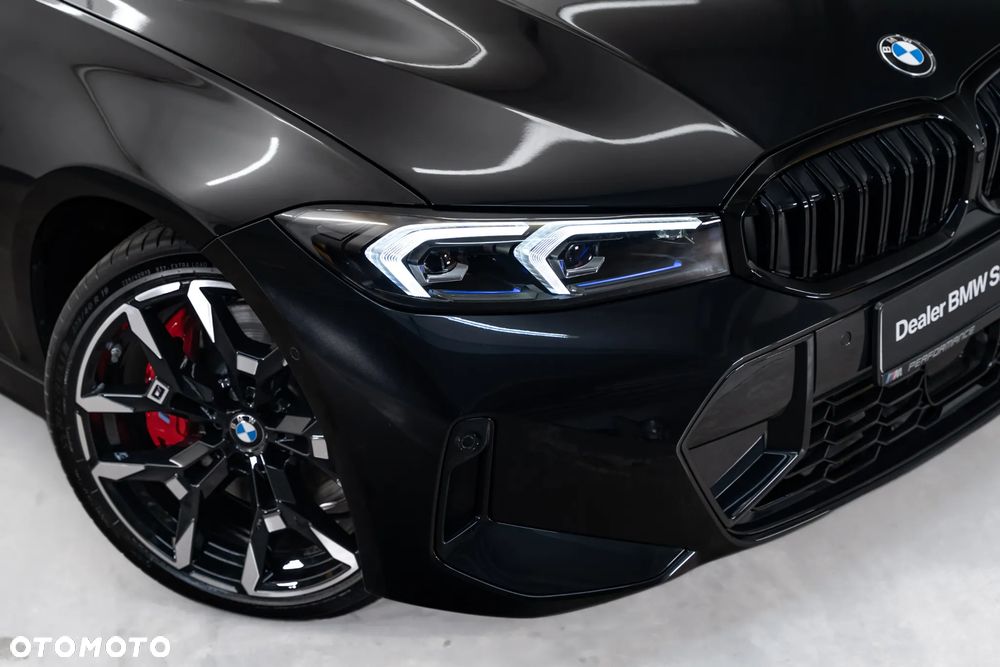 BMW Seria 3 330i xDrive M Sport - 17