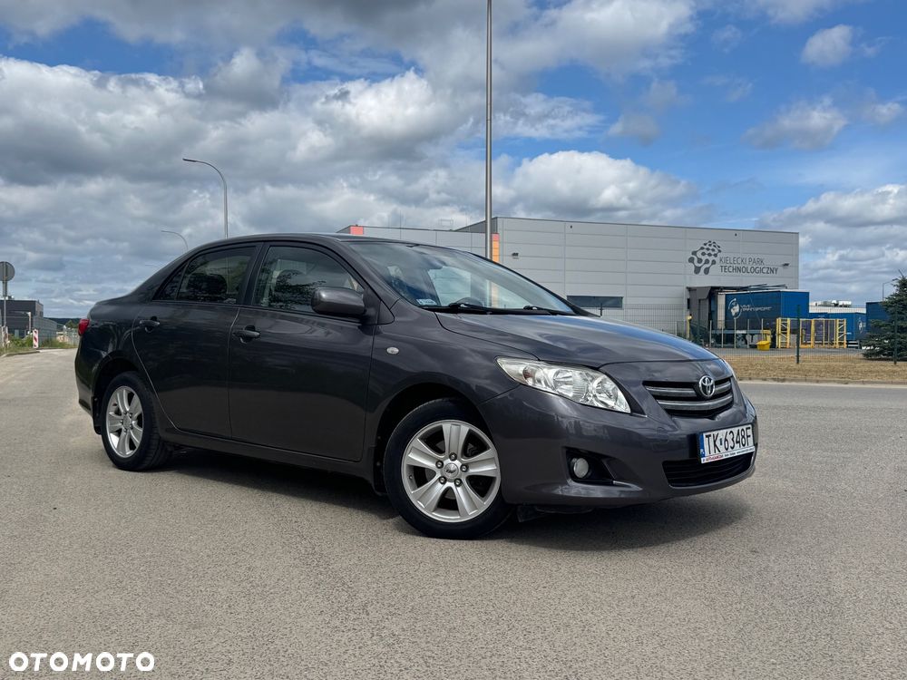 Toyota Corolla - 8