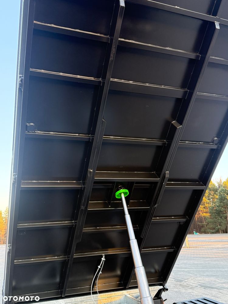 Iveco DAILY 35/50-180 3.0 HPI 180KM WYWROTKA 3-stronna ! 33 tyś km! Resor +Poduszka! HAK! Czarny Mat! Jedyny Taki!! - 28