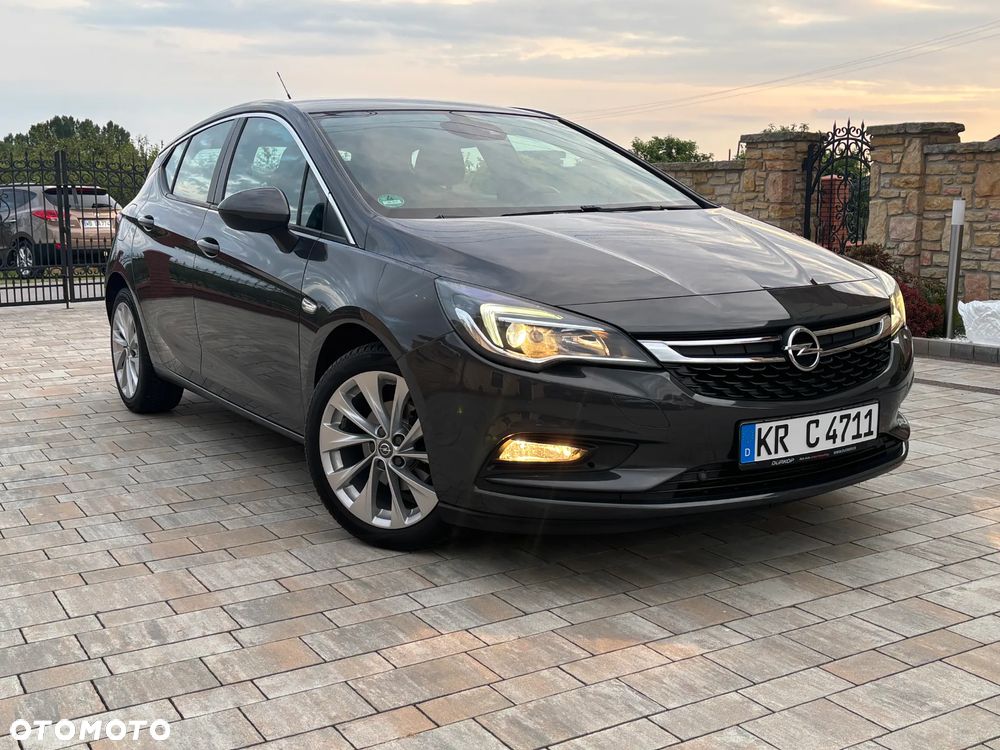 Opel Astra 1.4 Turbo Cosmo - 28