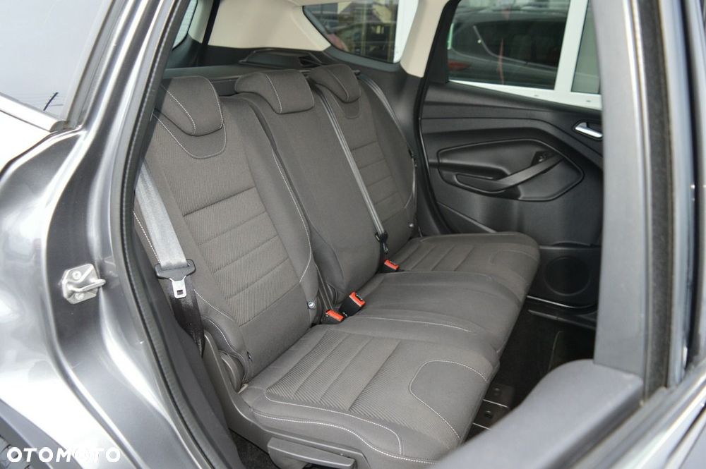 Ford Kuga - 30