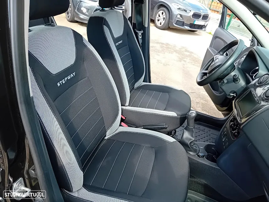 Dacia Sandero 1.0 SCe Stepway - 5