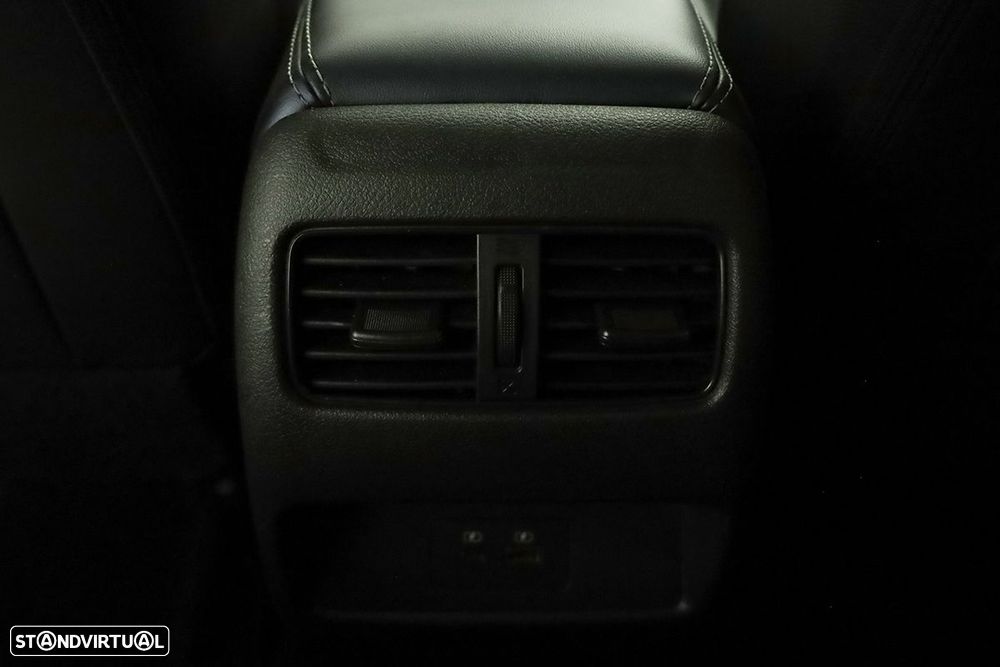 Nissan Qashqai 1.3 DIG-T N-Connecta Xtronic - 22