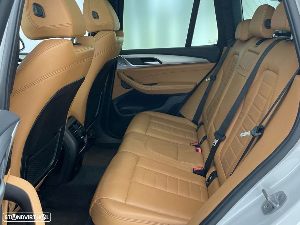 BMW iX3 Impressive - 12