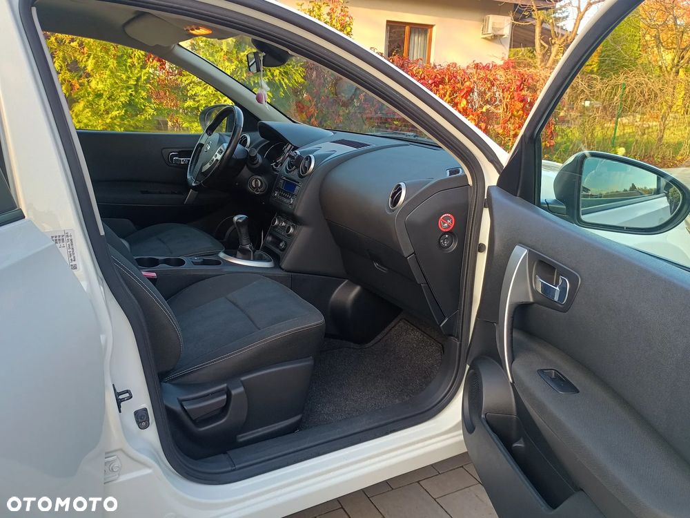 Nissan Qashqai - 16