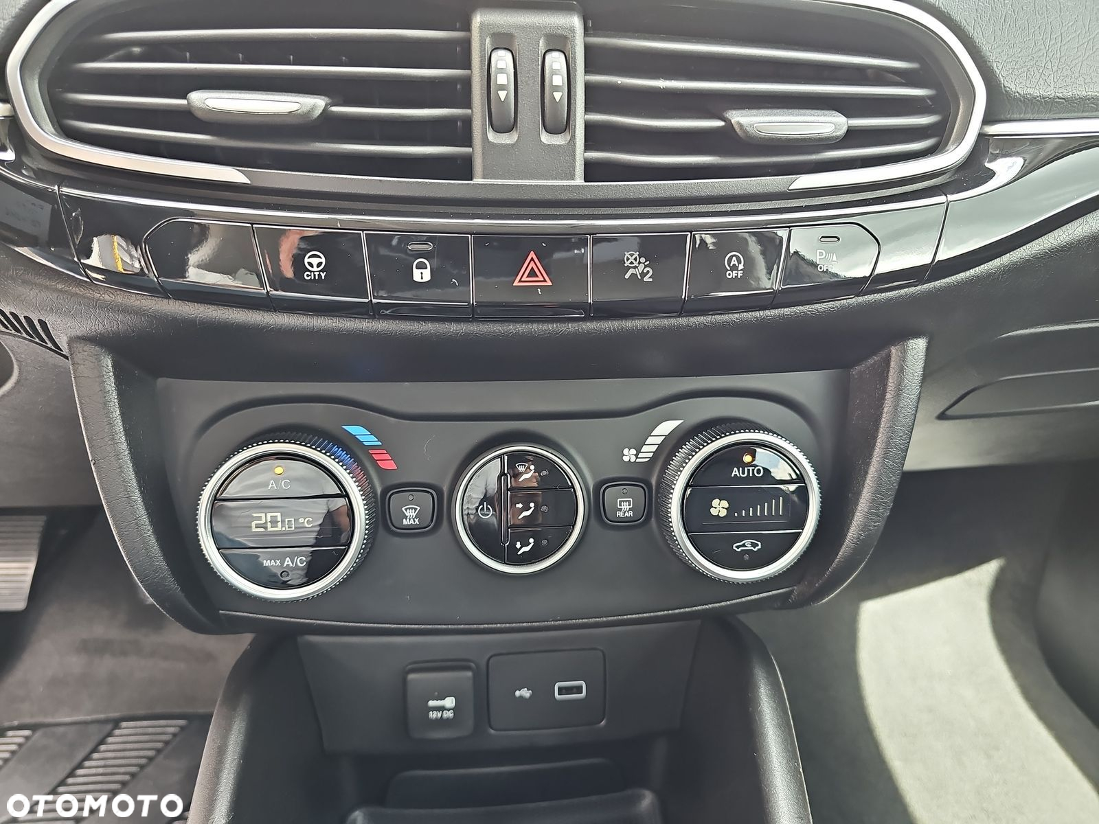 Fiat Tipo 1.0 T3 - 16