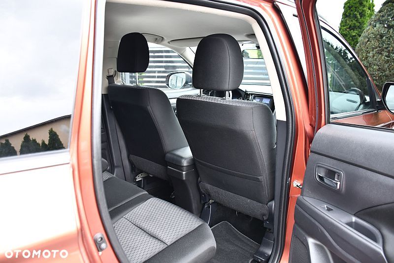 Mitsubishi Outlander 2.0 2WD CVT Diamant Edition+ - 21