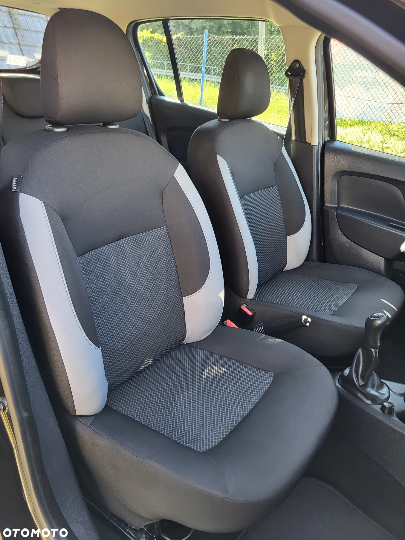 Dacia Sandero 1.2 16V 75 Ambiance - 20