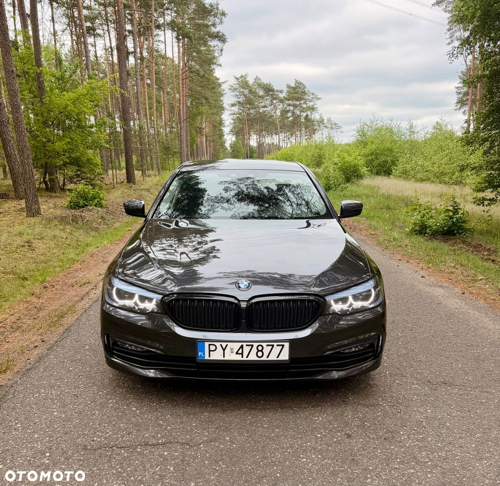BMW Seria 5 520d Sport Line - 8