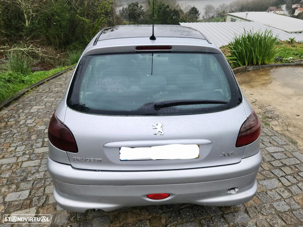 Peugeot 206 1.4 16V Black & Silver - 5