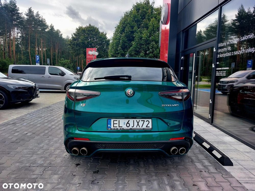 Alfa Romeo Stelvio 2.9 Bi Turbo V6 Quadrifoglio Q4 - 4