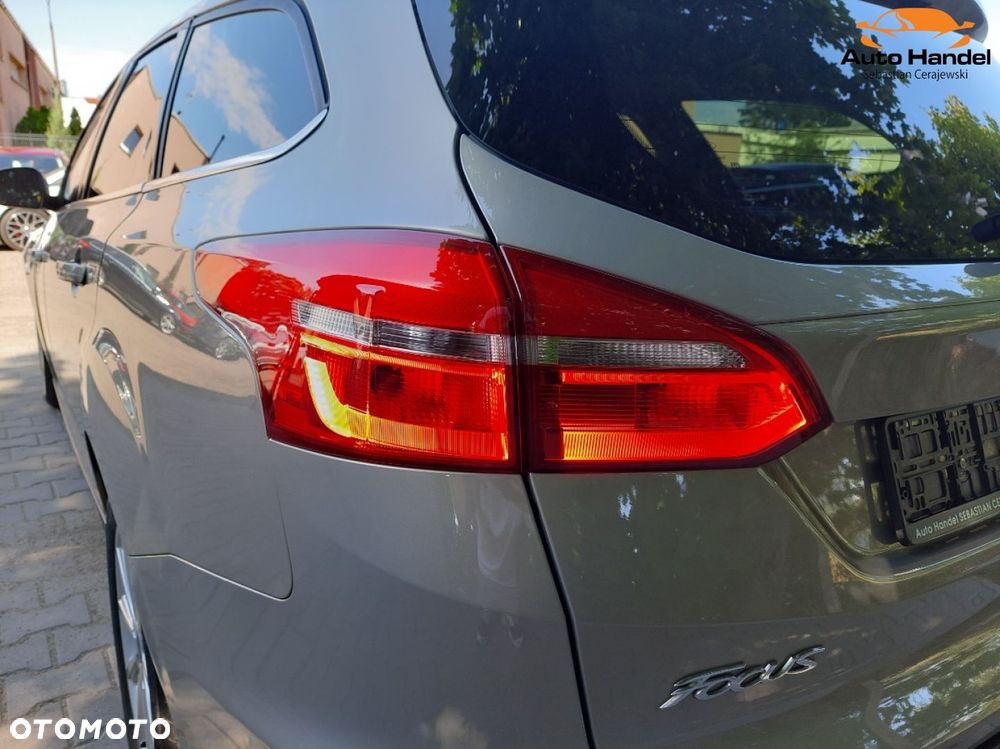 Ford Focus 1.5 EcoBoost STart-Stopp-System TITANIUM - 39