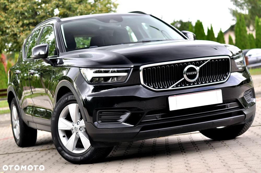 Volvo XC 40 T2 Momentum Pro - 3