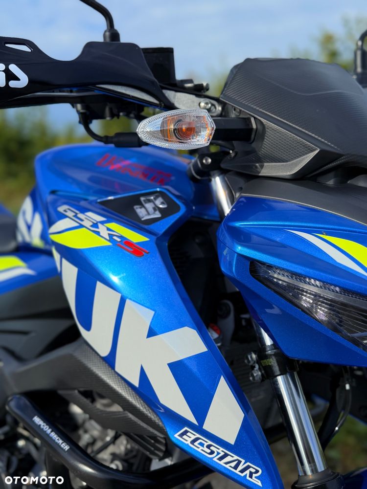 Suzuki GSX - 9