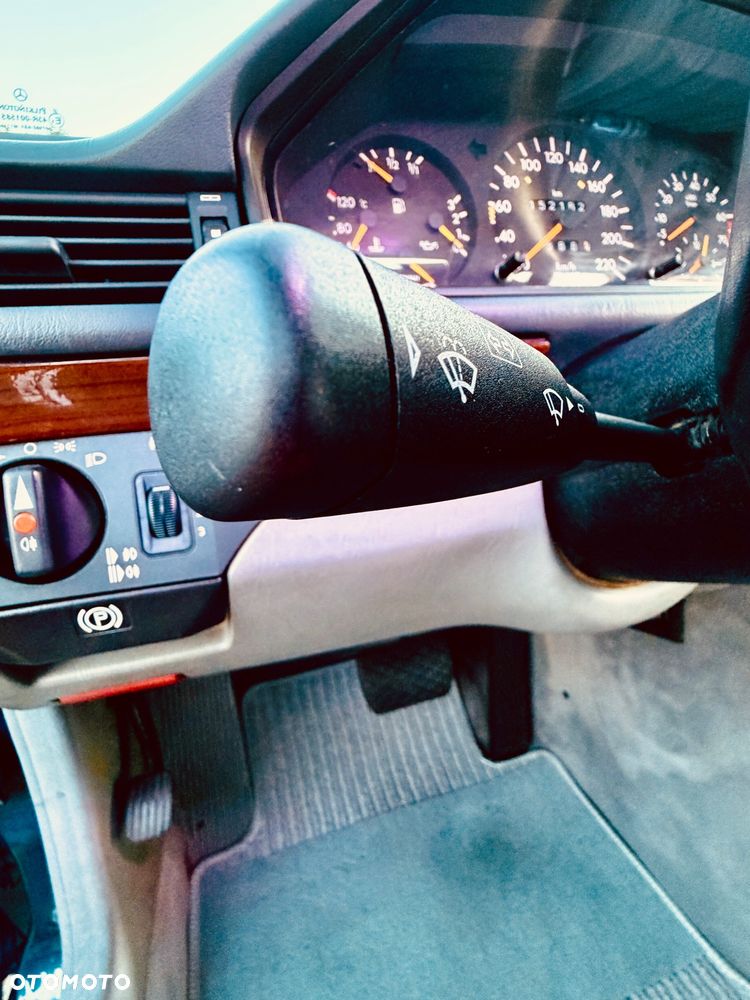 Mercedes-Benz W124 (1984-1993) - 31