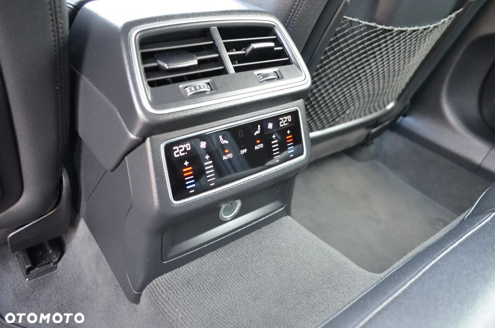 Audi A6 Avant - 11