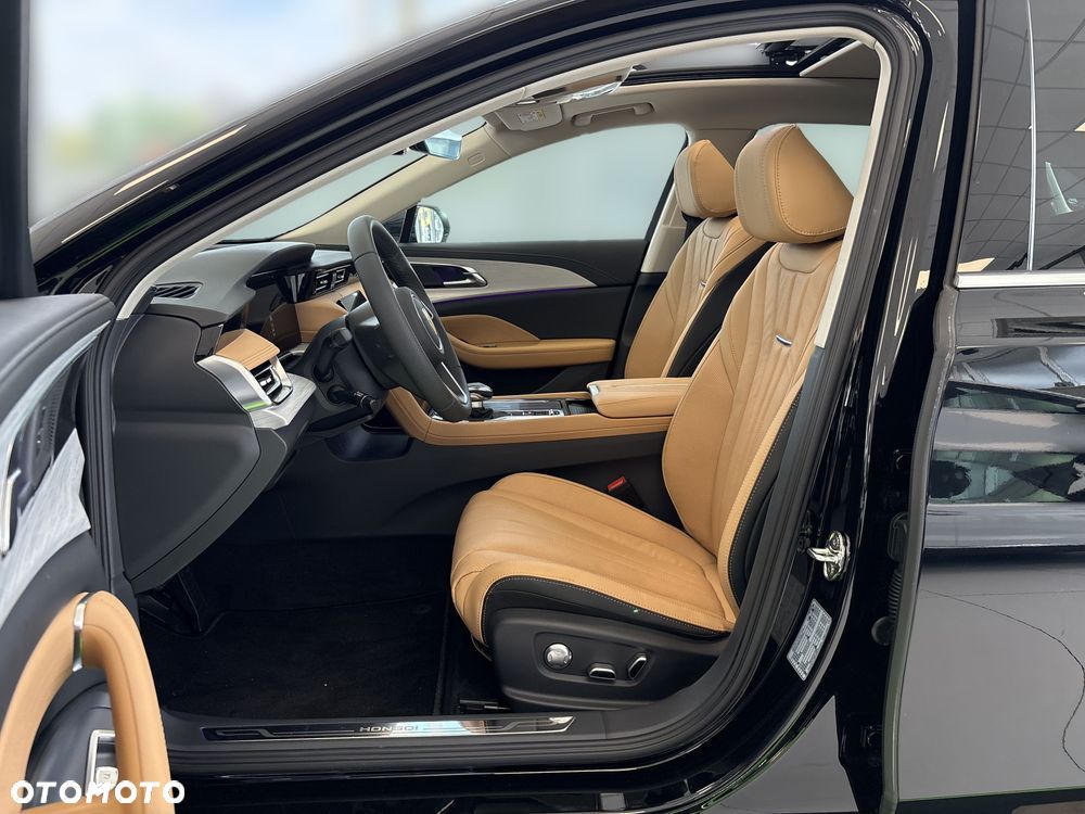 Hongqi H5 2.0T Comfort - 12