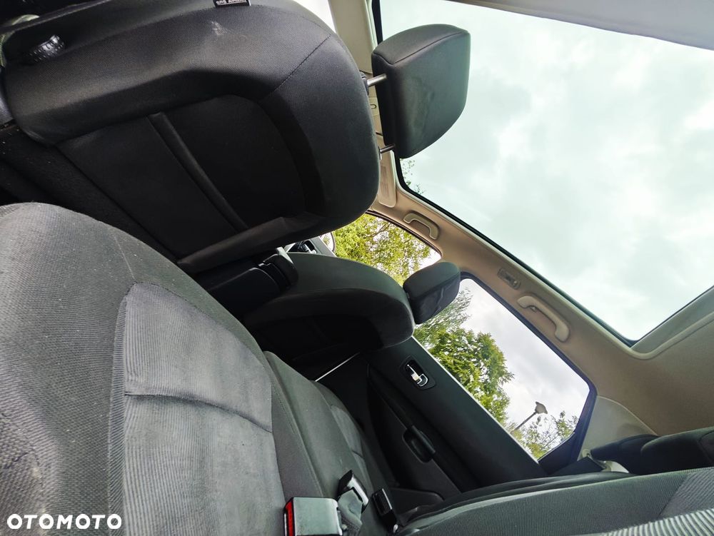 Nissan Qashqai+2 - 26