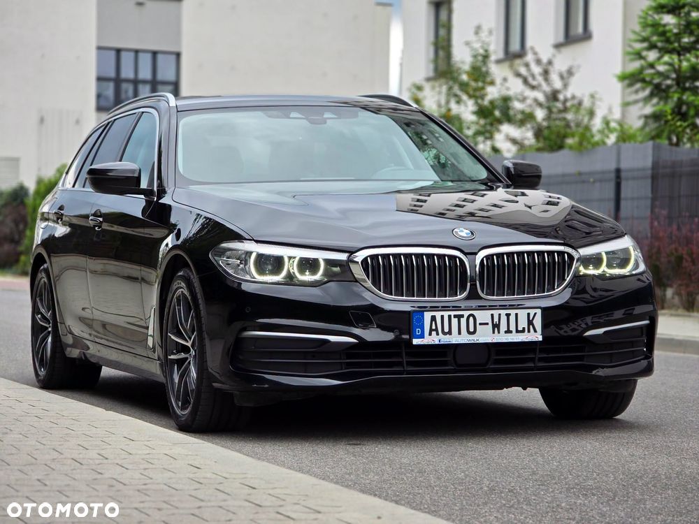 BMW Seria 5 520d xDrive - 27