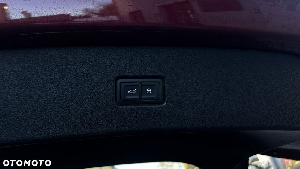 Audi Q5 Sportback - 25