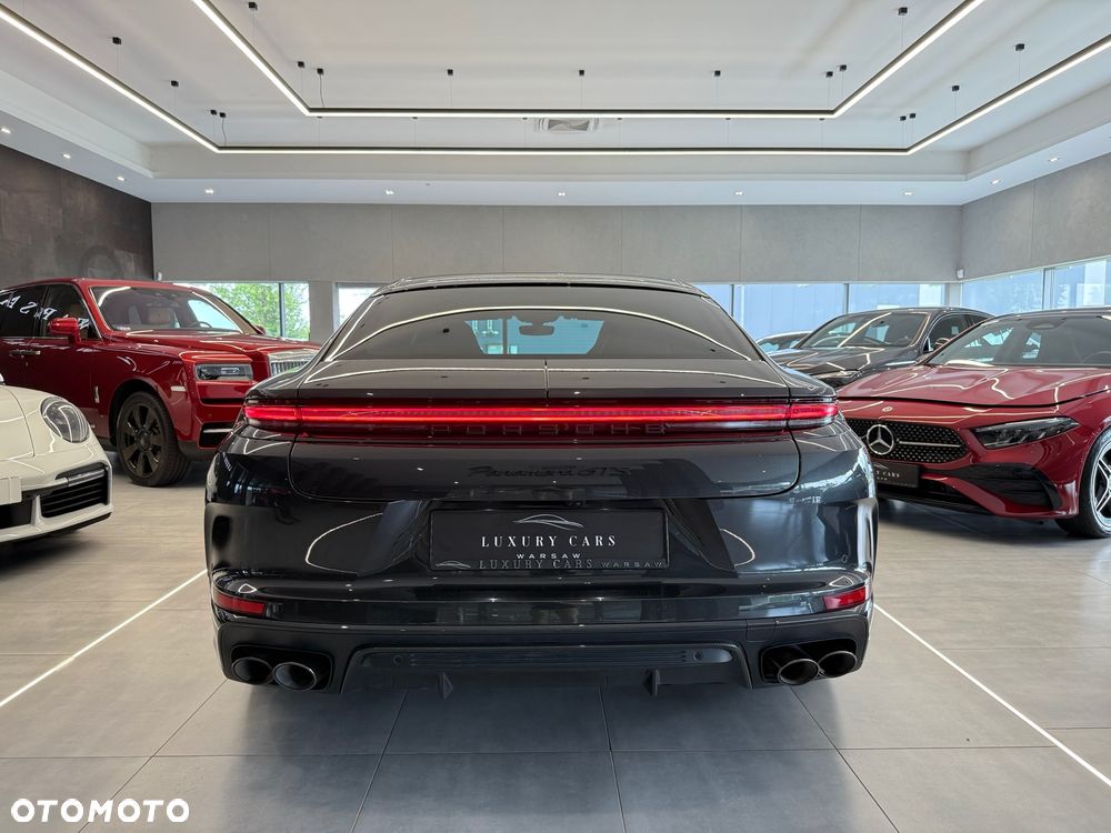 Porsche Panamera GTS - 7
