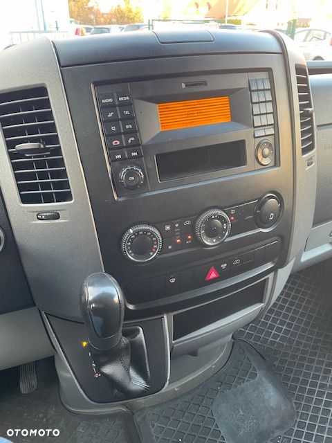 Mercedes-Benz SPRINTER - 7