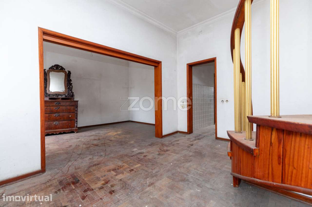 Moradia com Terreno para Investimento – São Martinho do Bispo, Coim... - Grande imagem: 4/46