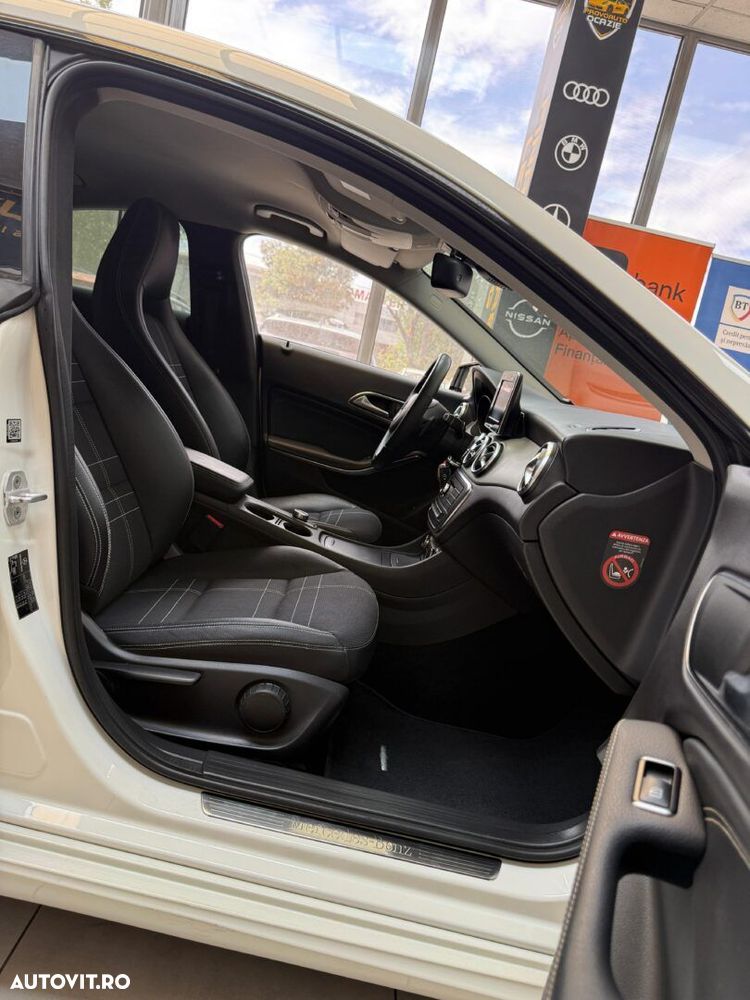 Mercedes-Benz CLA 180 - 13