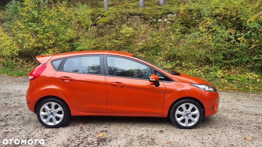 Ford Fiesta 2012 photo 4