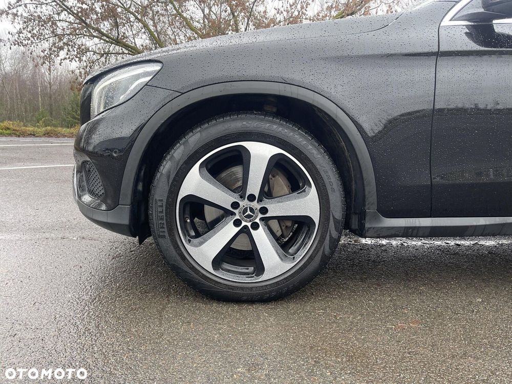 Mercedes-Benz GLC - 22
