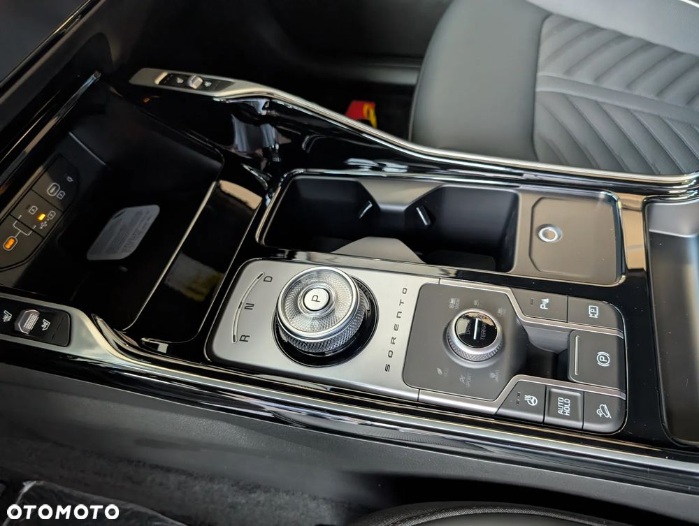 Kia Sorento - 16