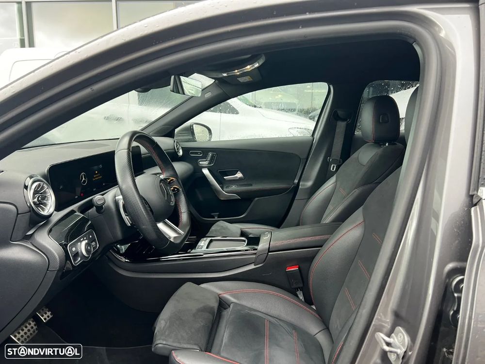 Mercedes-Benz A 200 Limousine AMG Line Aut. - 3