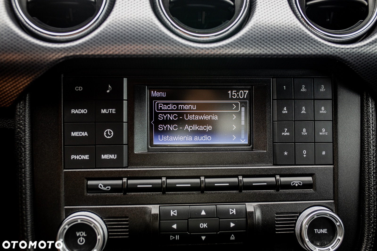 Ford Mustang 2.3 EcoBoost - 28