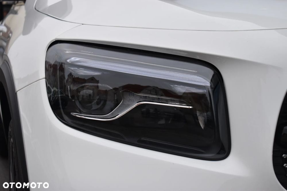 Mercedes-Benz GLB 200 d 4Matic 8G-DCT Edition AMG Line - 3