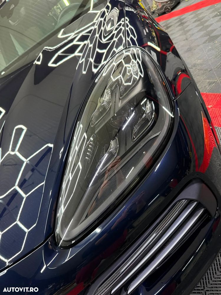 Porsche Cayenne S - 6