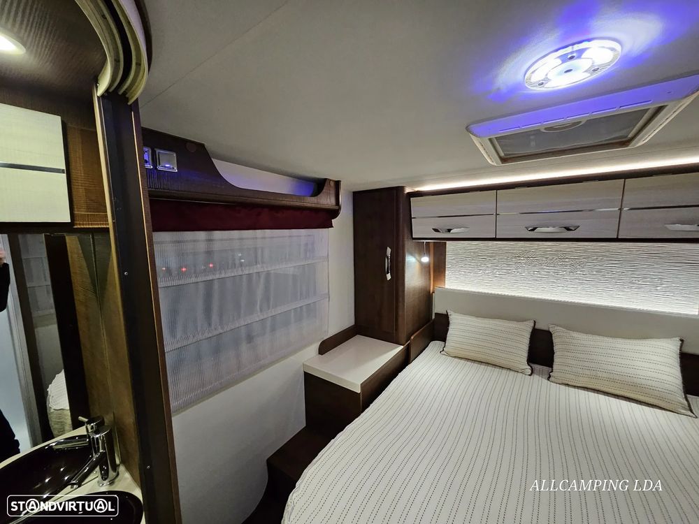 McLouis Yearling 74G SERIE LIMITÉE 5 LUGARES CAMA CENTRAL/BASCULANTE - 27