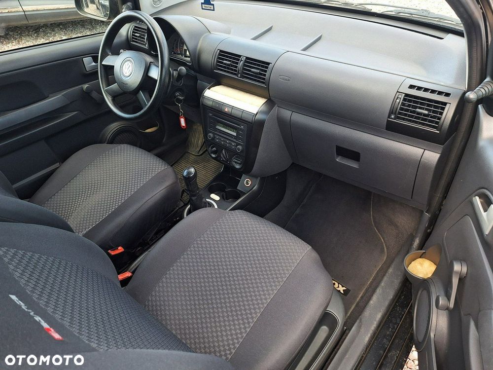 Volkswagen Fox - 8