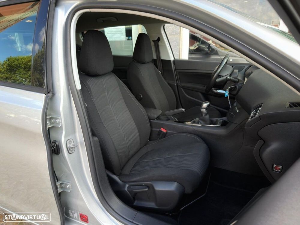 Peugeot 308 1.6 HDi Active - 16