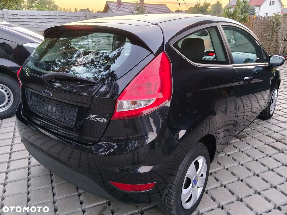 Ford Fiesta - 13
