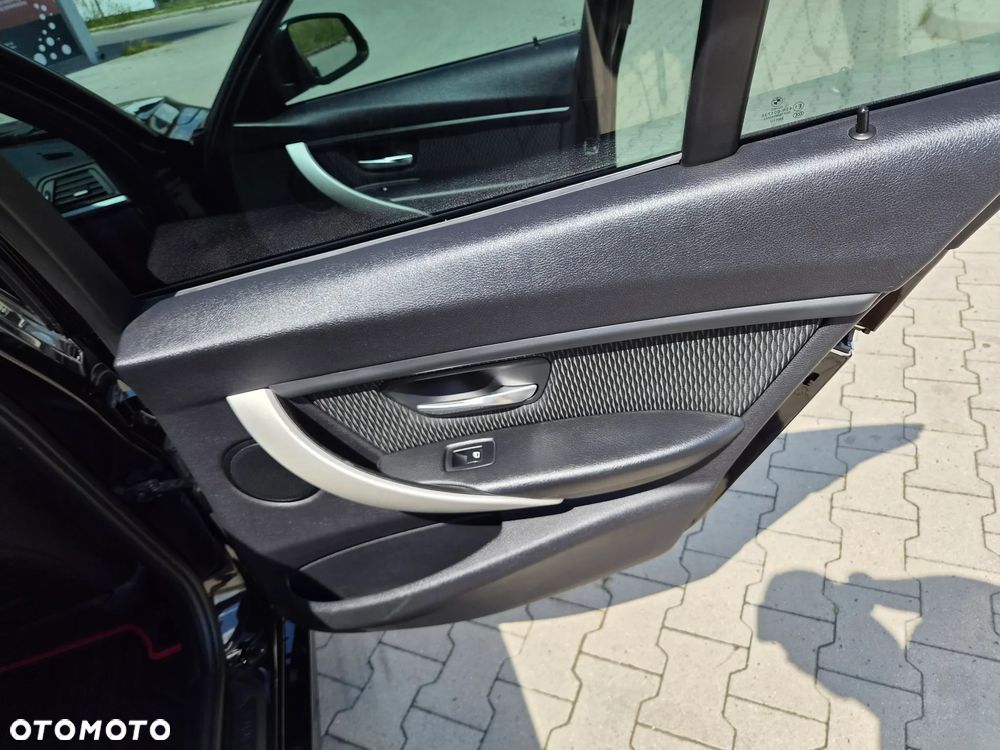 BMW Seria 3 316d - 18