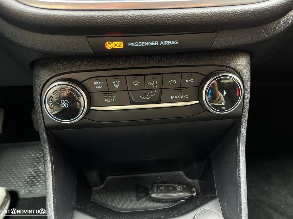 Ford Fiesta 1.0 EcoBoost ST-Line - 30