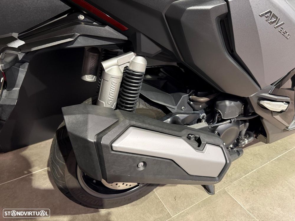 Honda X-ADV - 2