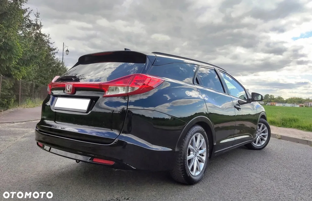 Honda Civic 1.8 i-VTEC Automatik Executive - 4