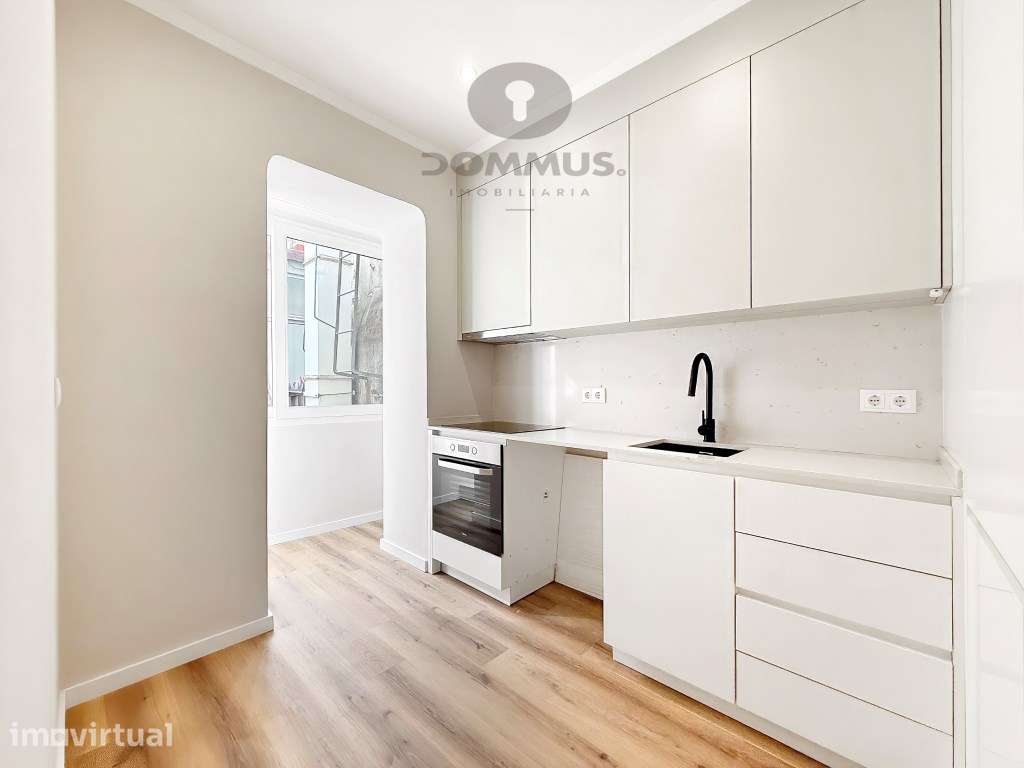 Apartamento T3 Totalmente Remodelado em Arroios / Praça do Chile - Grande imagem: 3/38
