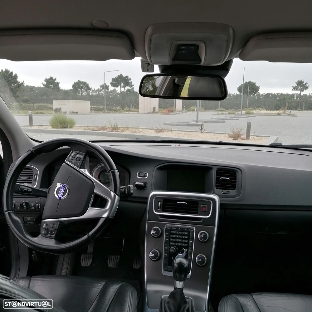Volvo V60 1.6 D2 Momentum Eco - 20