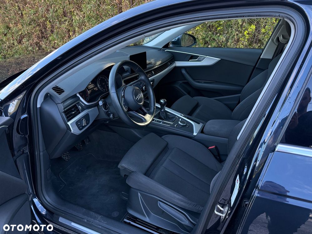 Audi A4 Avant - 8